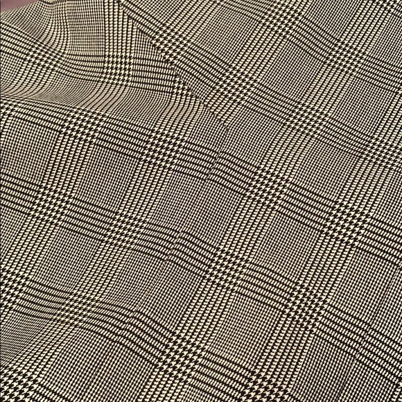 J Crew houndstooth skirt. Size 8 - Picture 2 of 4